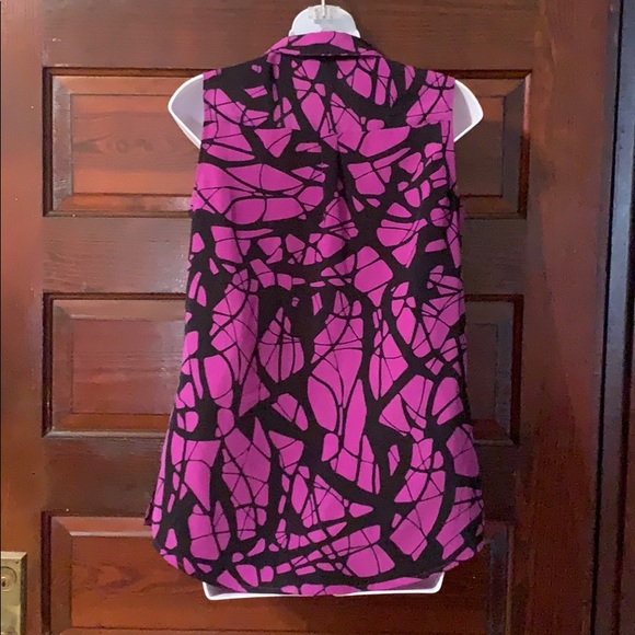 Dana Buchanan Black Purple Sleeveless Button Top 👠 - Picture 6 of 13